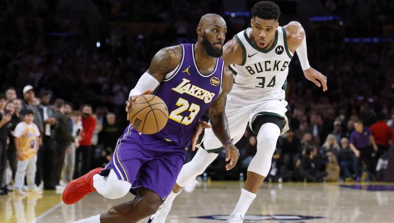 开云官网-雄伟计划，记者：勇士今夏将尝试引进字母哥和詹姆斯联手库里